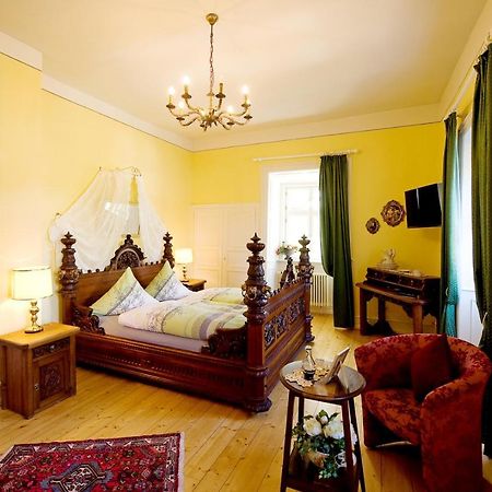 Schlosshotelgedern ภายนอก รูปภาพ