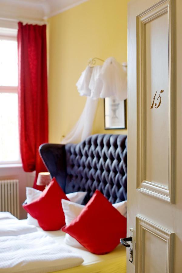 Schlosshotelgedern ภายนอก รูปภาพ