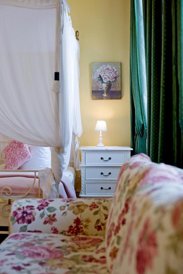 Schlosshotelgedern ภายนอก รูปภาพ