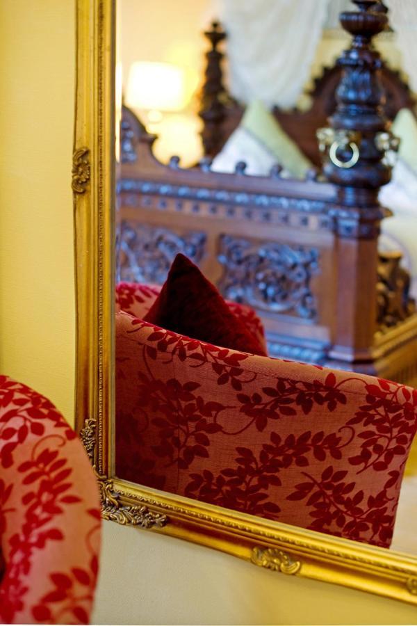 Schlosshotelgedern ภายนอก รูปภาพ