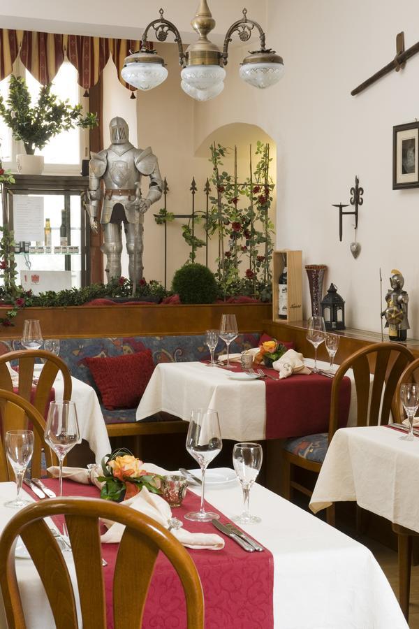 Schlosshotelgedern ภายนอก รูปภาพ
